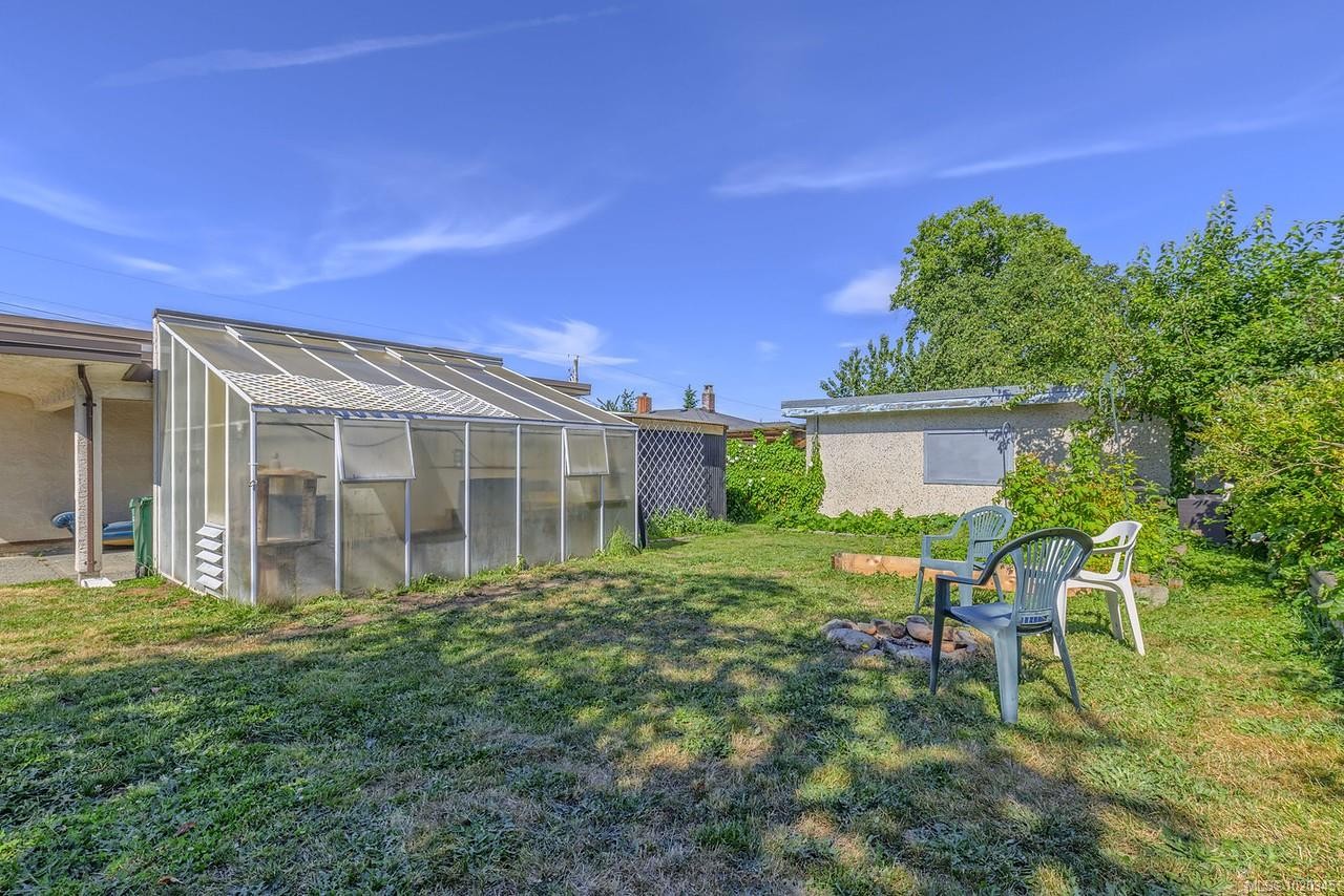 1212 Waddington Rd, Nanaimo, BC