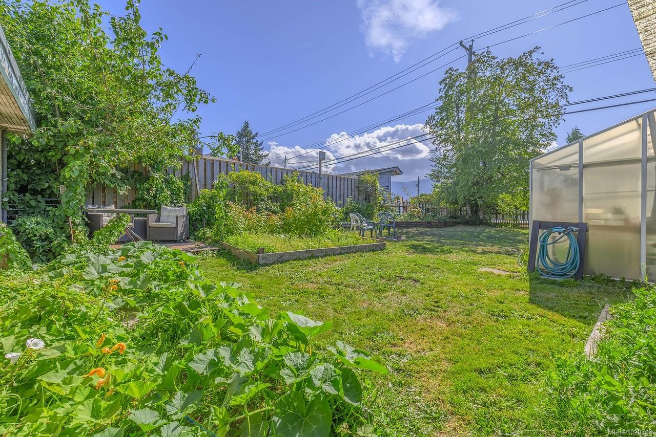 1212 Waddington Rd, Nanaimo, BC