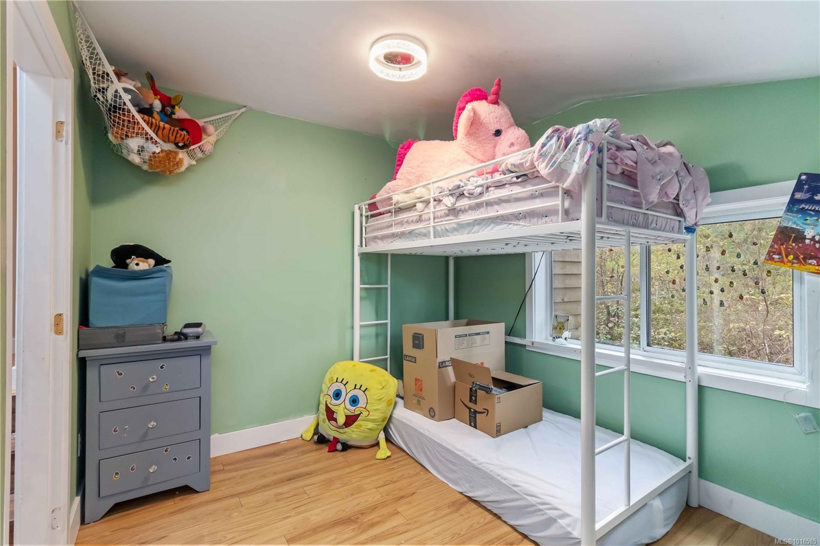 660 Millstream Lake Rd, Highlands, BC