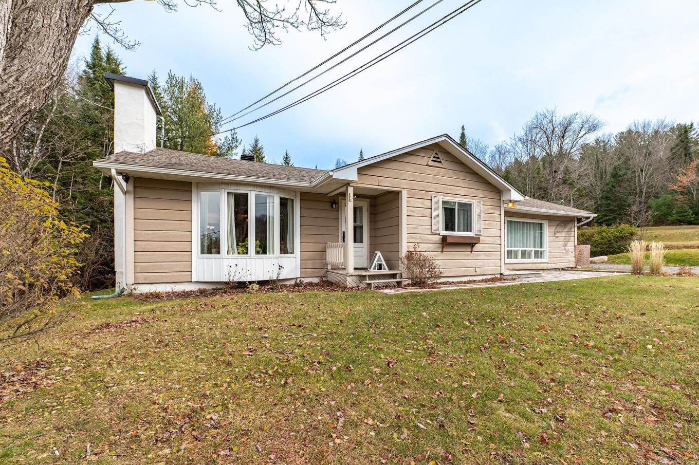 Frontage - 1857 Rue Lavallée, Val-David, QC - Outdoor