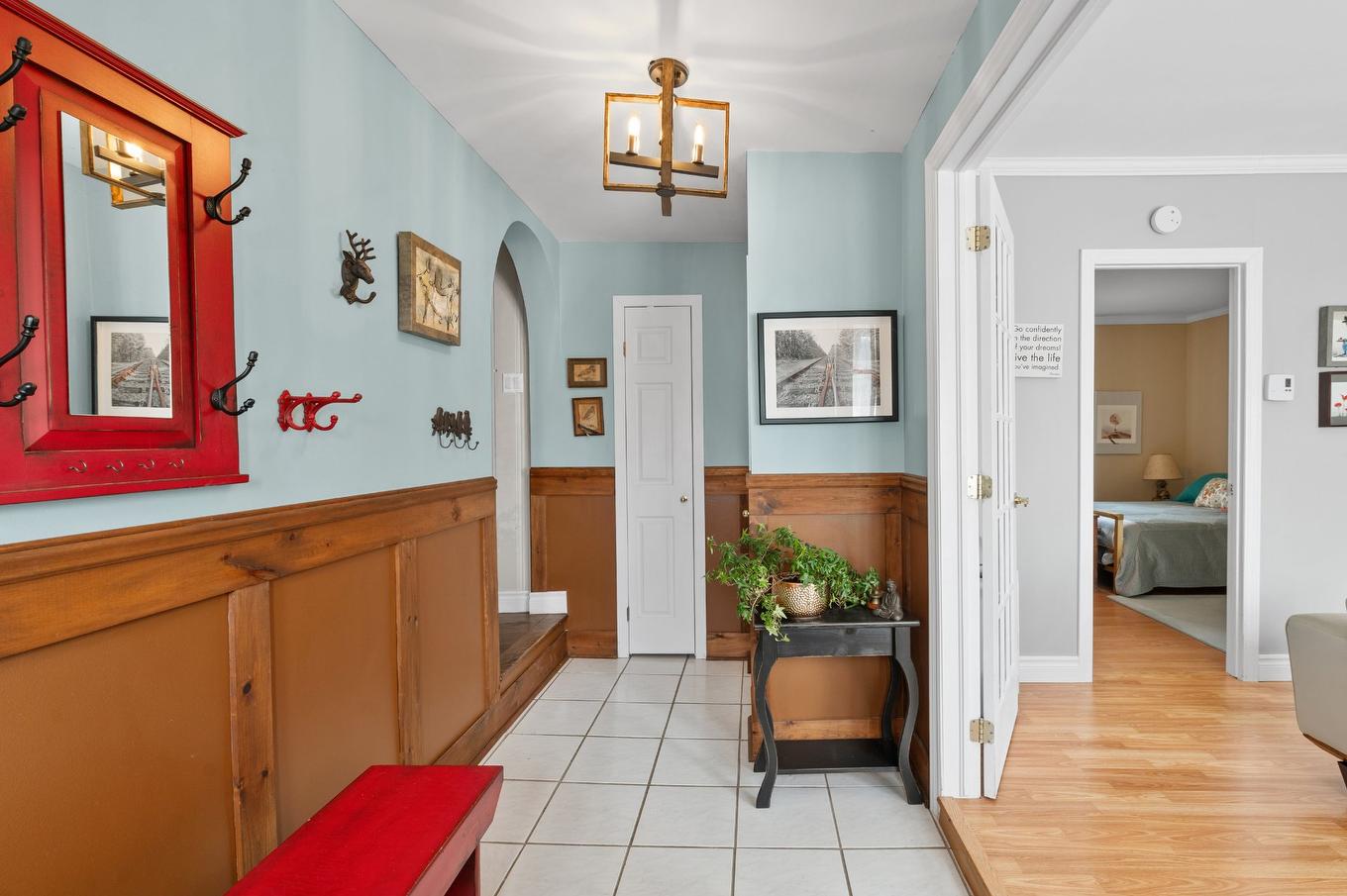 Hall - 1857 Rue Lavallée, Val-David, QC - Indoor Photo Showing Other Room