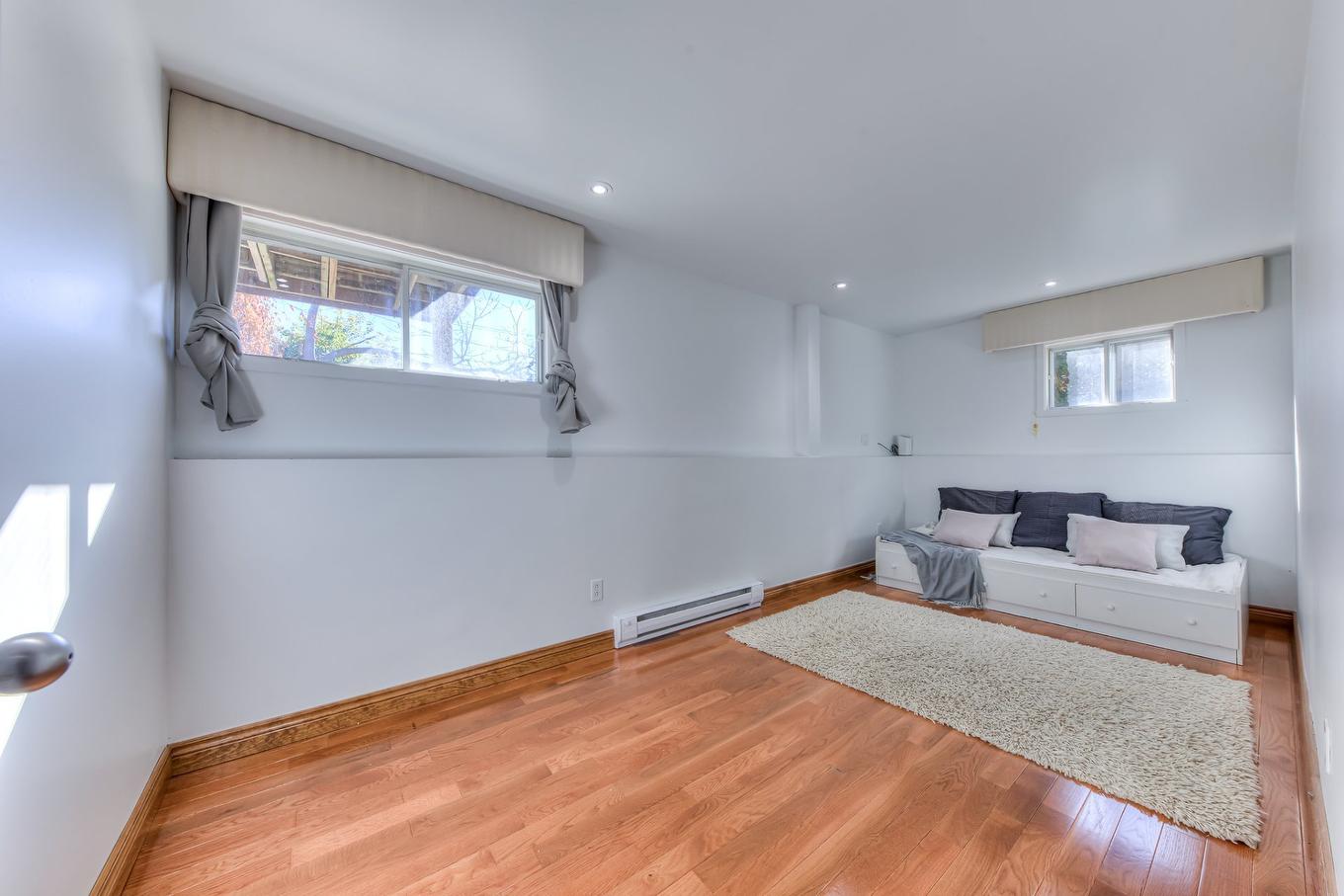 Bedroom - 40 Rue Courval, Kirkland, QC - Indoor Photo Showing Other Room