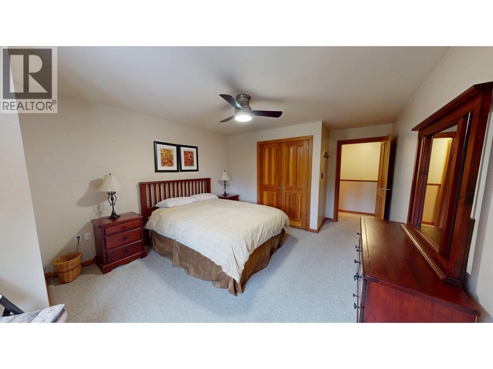 4430 Red Mountain Road Unit# 4, Rossland, BC - Indoor Photo Showing Bedroom