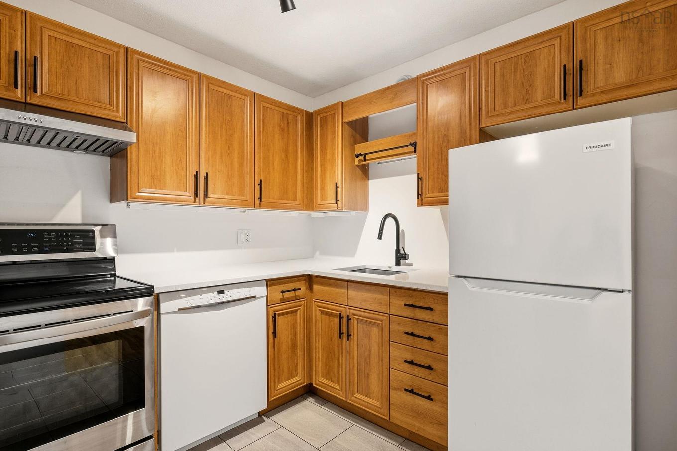 304 3600 John Parr Drive, Halifax, NS