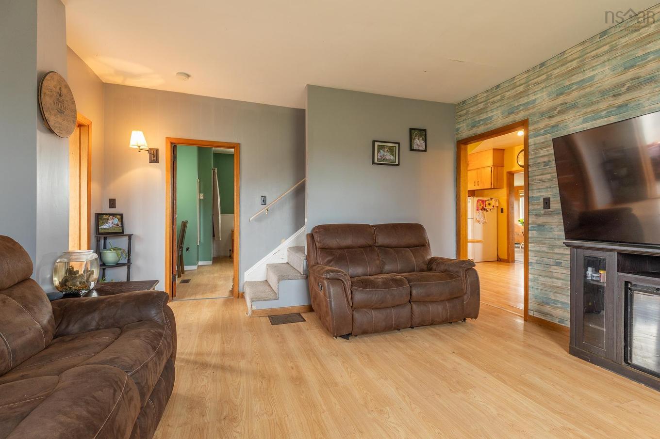 5347 Highway 1, Salmon River, NS