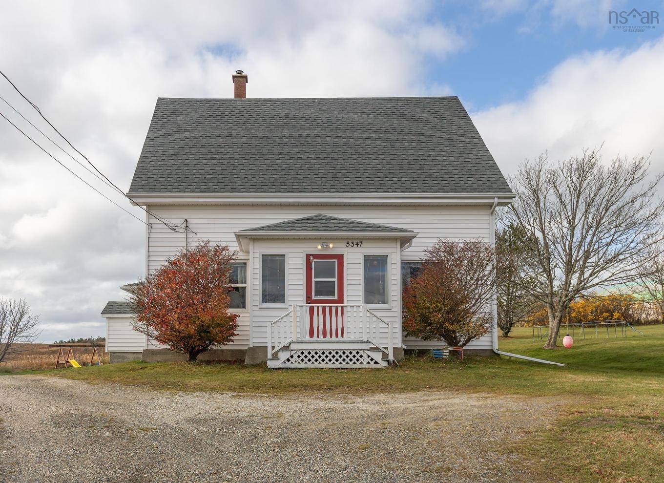 5347 Highway 1, Salmon River, NS