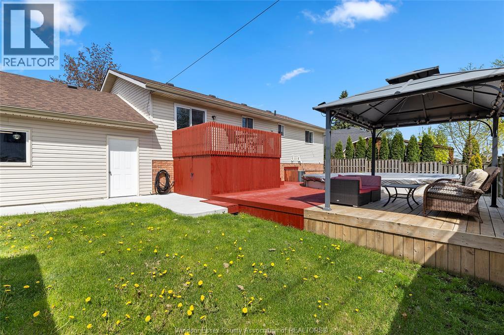 148 Riverview Avenue, Lasalle, ON - Outdoor With Deck Patio Veranda With Exterior