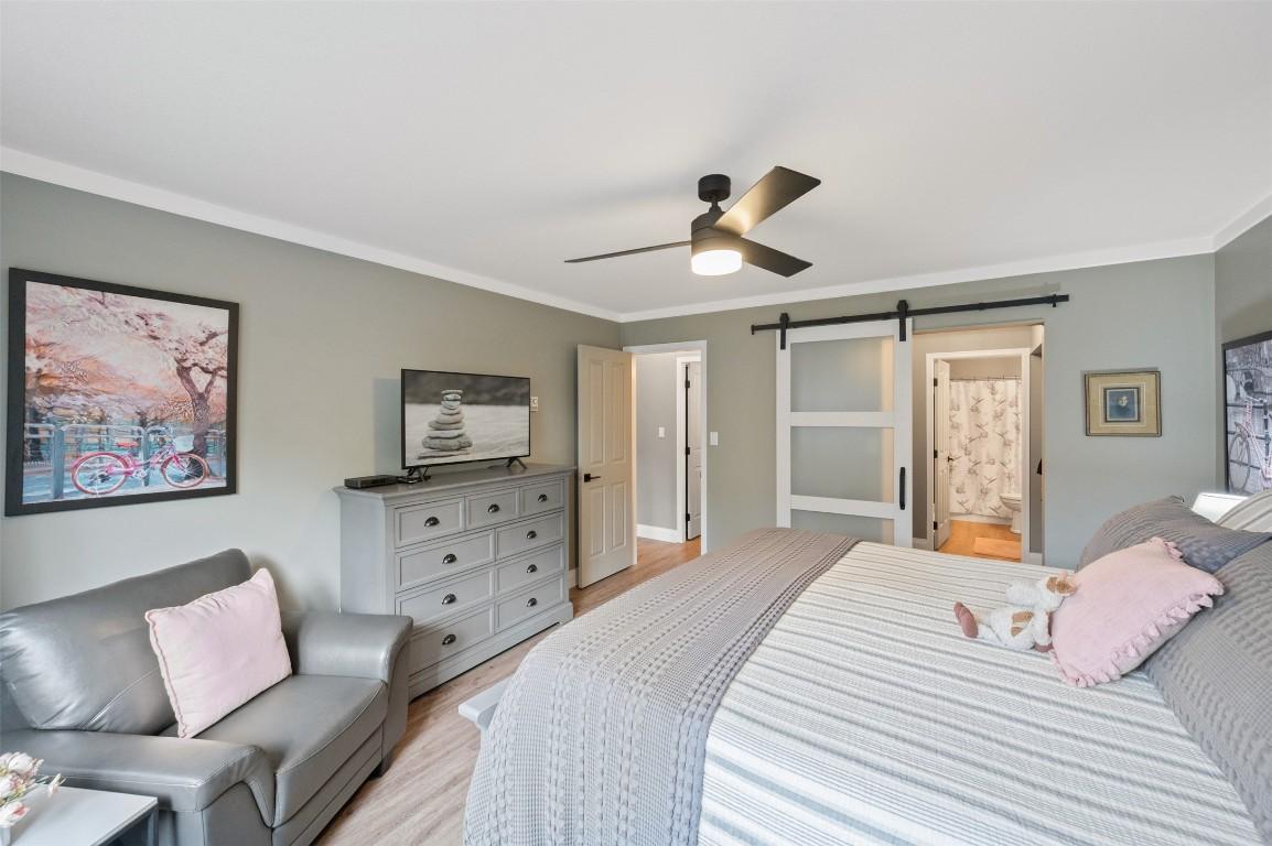 109-8700 Jubilee Road, Summerland, BC - Indoor Photo Showing Bedroom