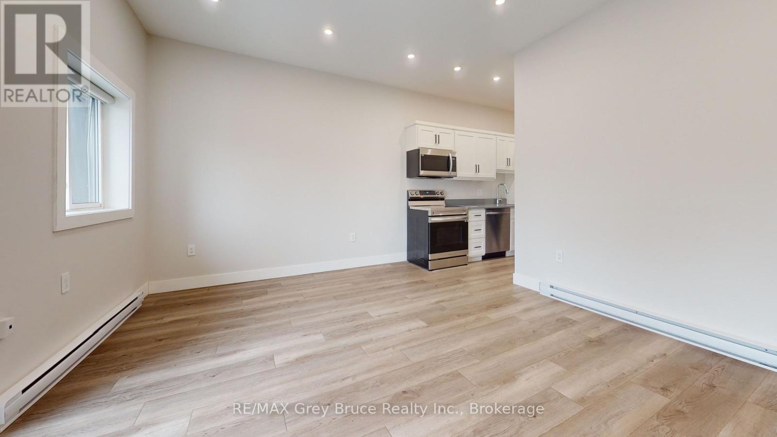 Unit 5 - 39 1St Avenue S, Arran-Elderslie, ON