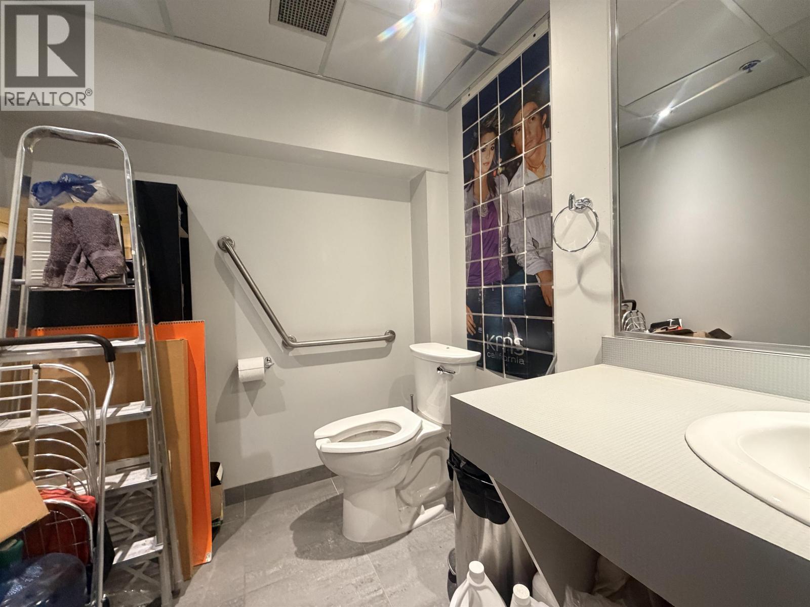 2963 Kingsway, Vancouver, BC