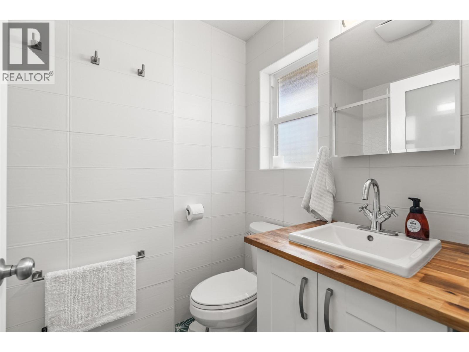 5101 19 Street Unit# 10, Vernon, BC - Indoor Photo Showing Bathroom