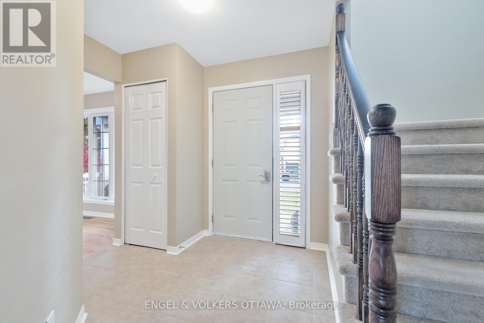 26 Carleton Cathcart Street, Ottawa, ON - Indoor Photo Showing Other Room