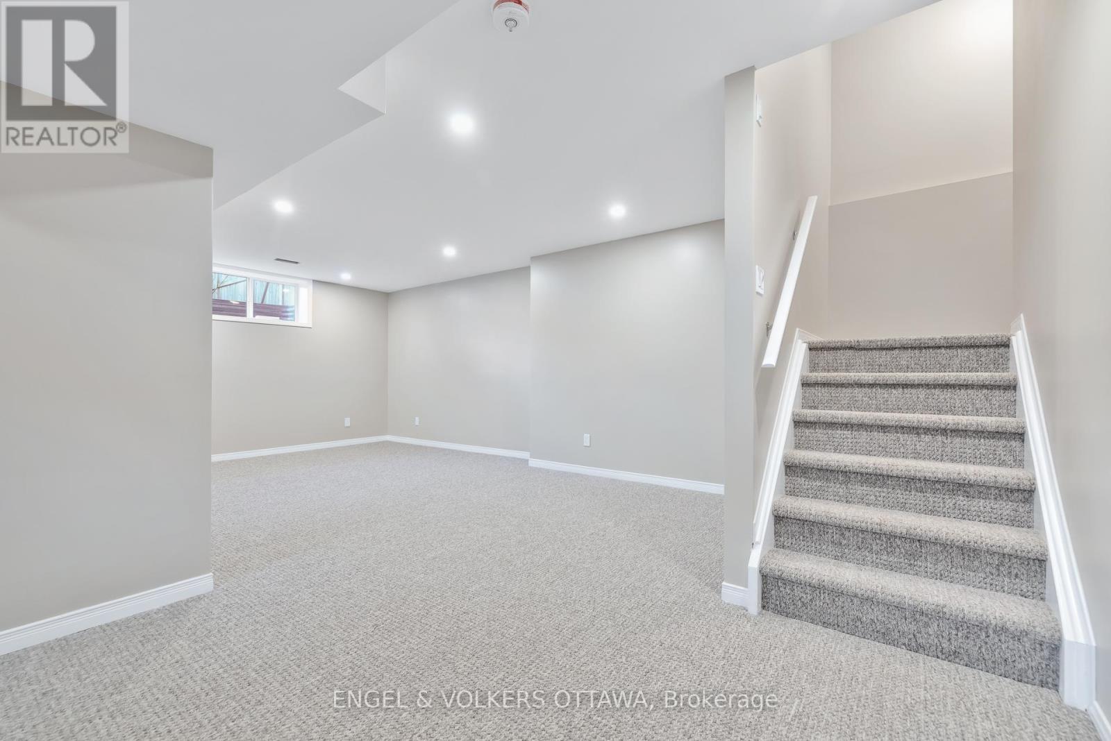 26 Carleton Cathcart Street, Ottawa, ON - Indoor