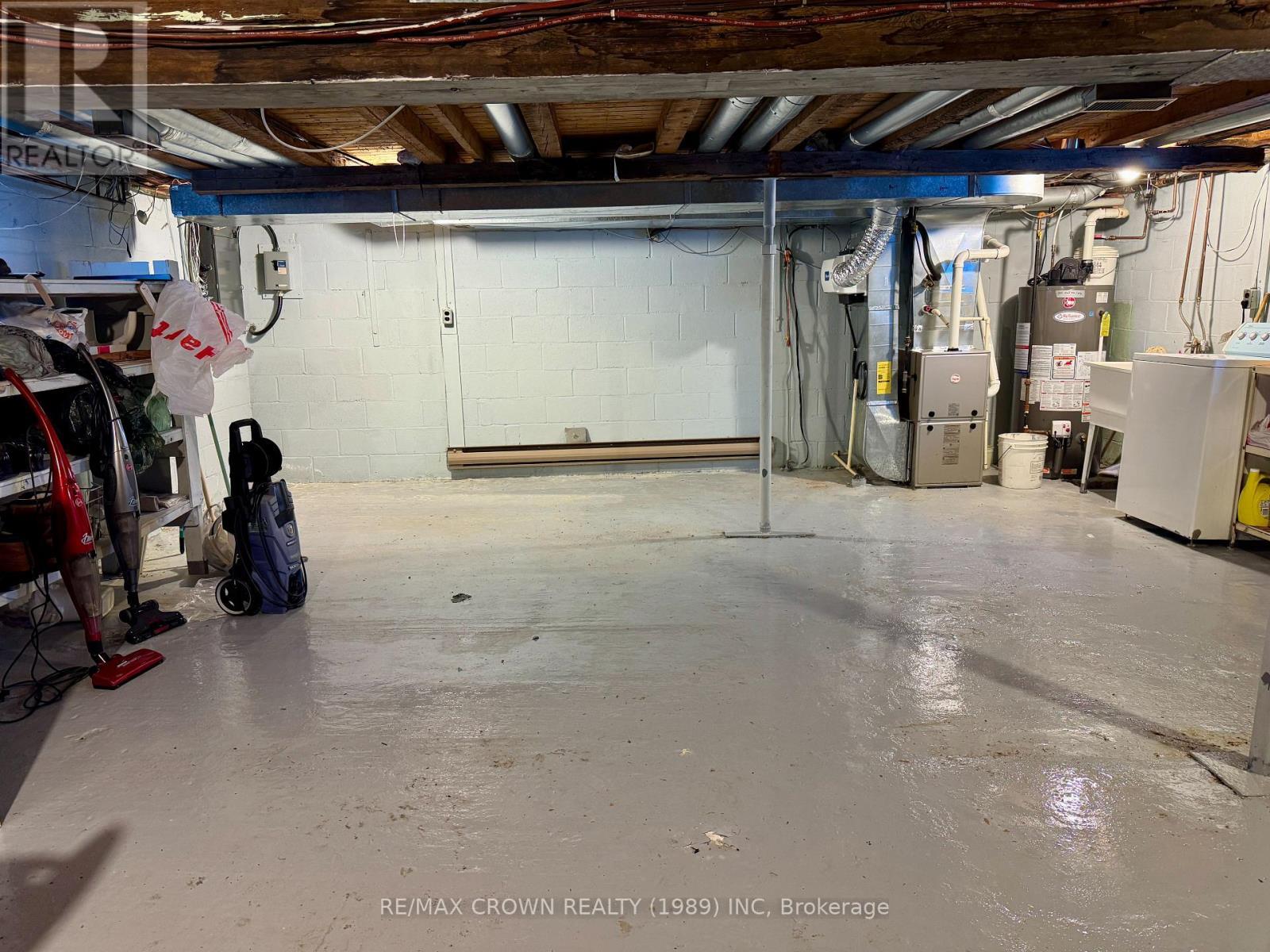 209 Ross Road, Smooth Rock Falls (Srf), ON - Indoor Photo Showing Basement