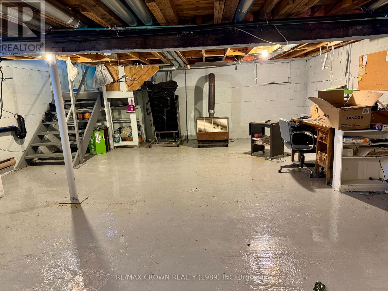 209 Ross Road, Smooth Rock Falls (Srf), ON - Indoor Photo Showing Basement