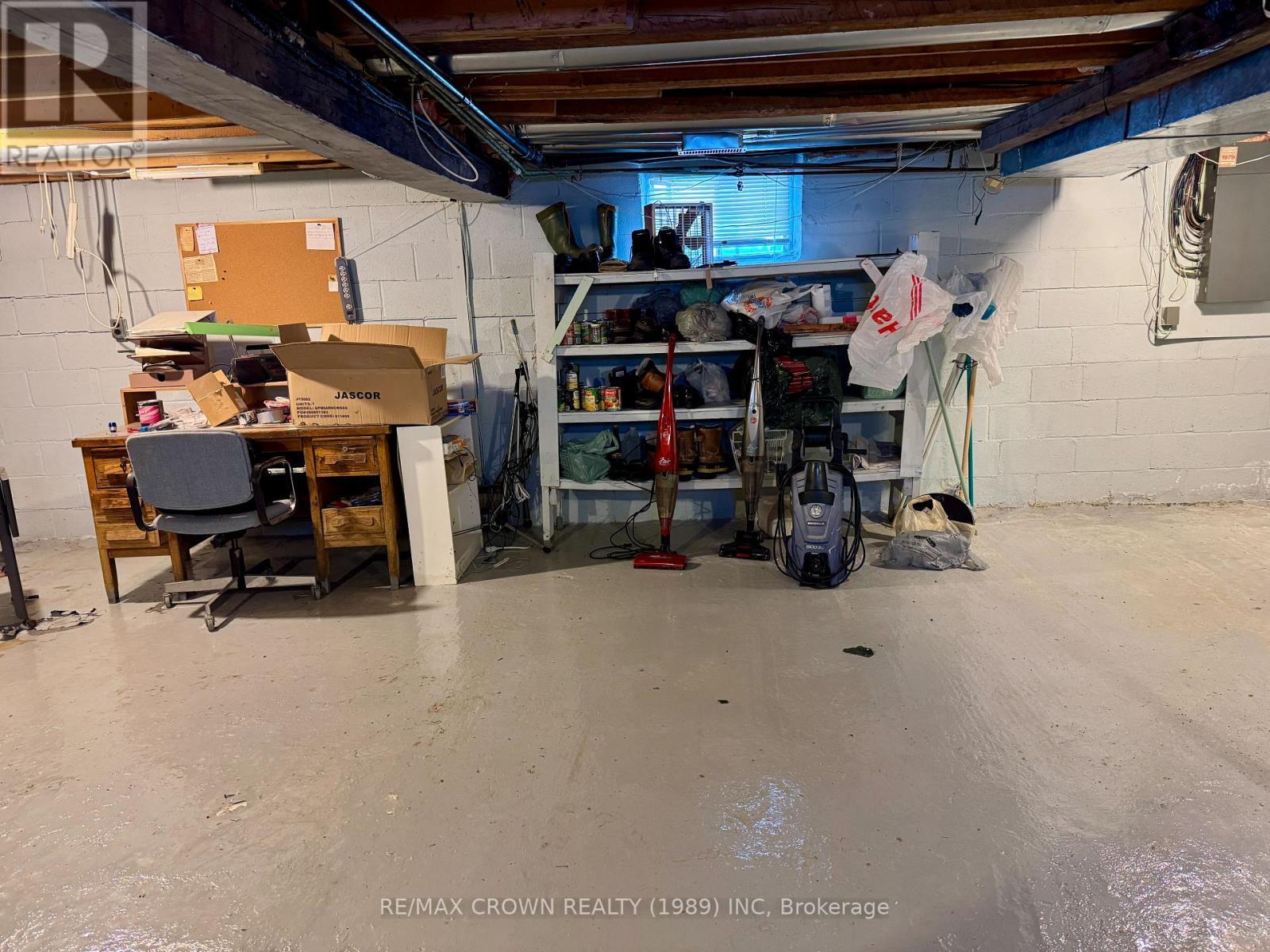 209 Ross Road, Smooth Rock Falls (Srf), ON - Indoor Photo Showing Basement