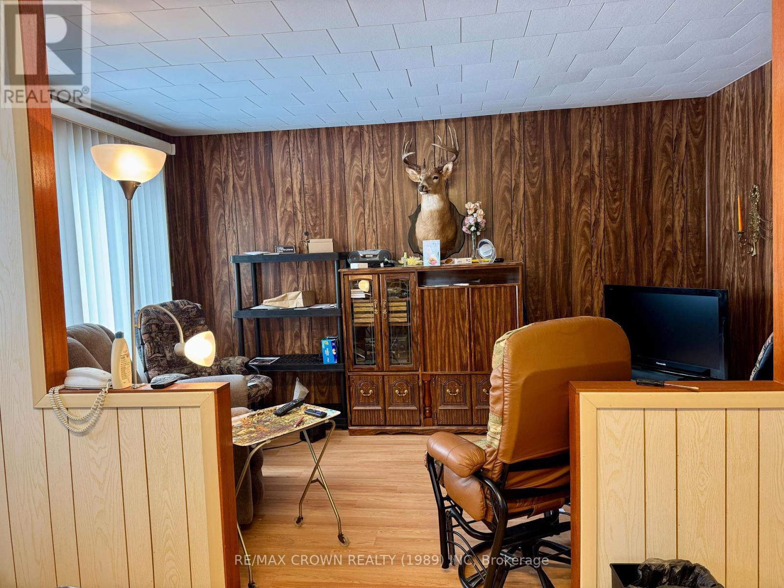 209 Ross Road, Smooth Rock Falls (Srf), ON - Indoor