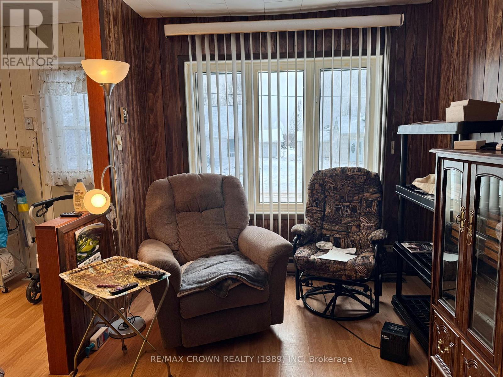 209 Ross Road, Smooth Rock Falls (Srf), ON - Indoor