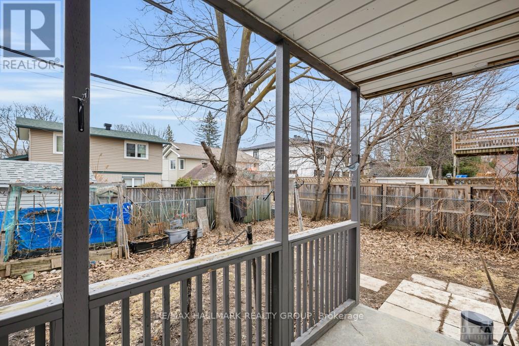 833 Maplewood Avenue, Ottawa, ON