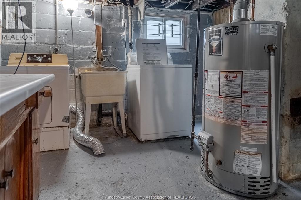 446 Mckay Avenue, Windsor, ON - Indoor Photo Showing Basement