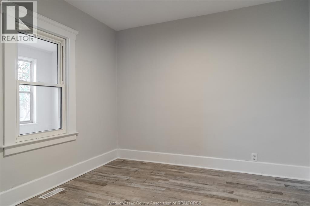 446 Mckay Avenue, Windsor, ON - Indoor Photo Showing Other Room
