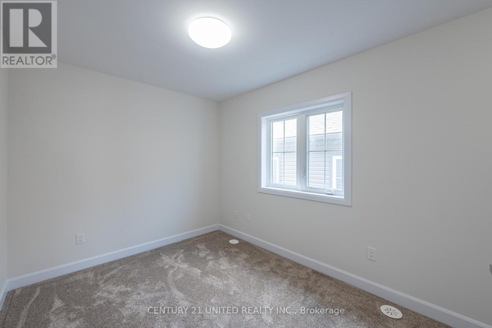 307 Mullighan Gardens, Peterborough (Monaghan Ward 2), ON - Indoor Photo Showing Other Room