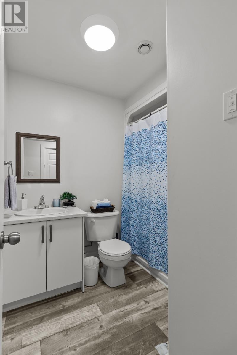 54 Goldfinch Drive, Paradise, NL - Indoor Photo Showing Bathroom