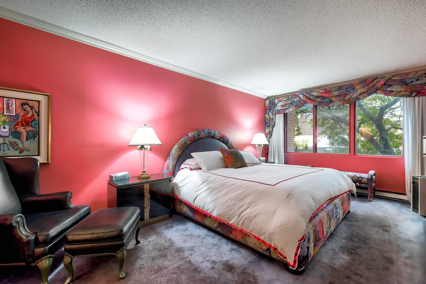 Chambre à coucher principale - 205-5720 Av. Rembrandt, Côte-Saint-Luc, QC - Indoor Photo Showing Bedroom