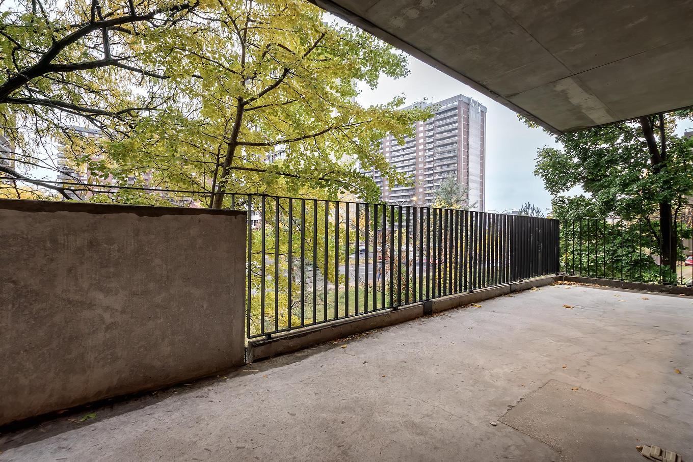 Balcon - 205-5720 Av. Rembrandt, Côte-Saint-Luc, QC - Outdoor With Exterior