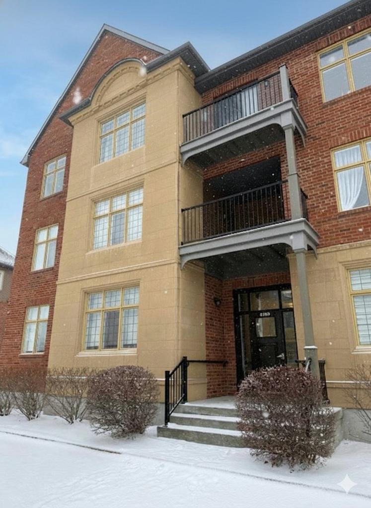 Frontage - 3-8100 Rue De Londres, Brossard, QC - Outdoor