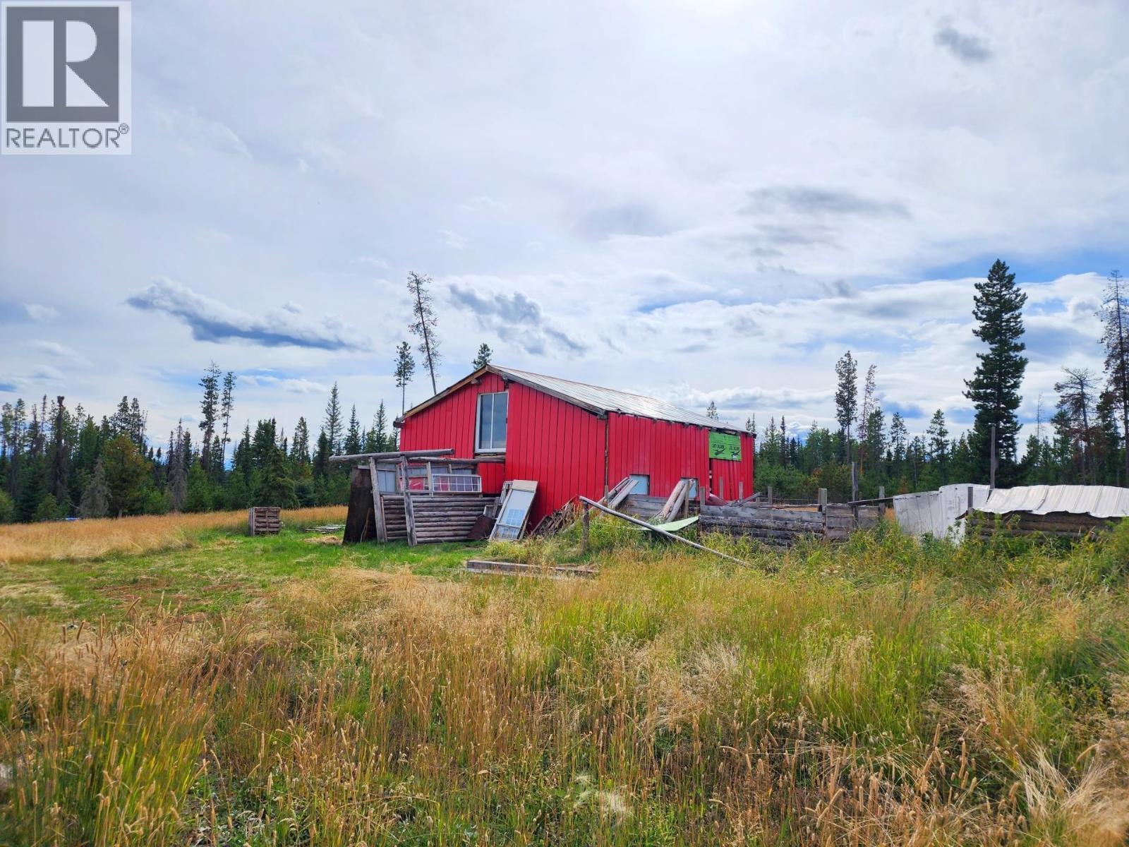 9247 Nazko Road, Bouchie Lake, BC - Outdoor
