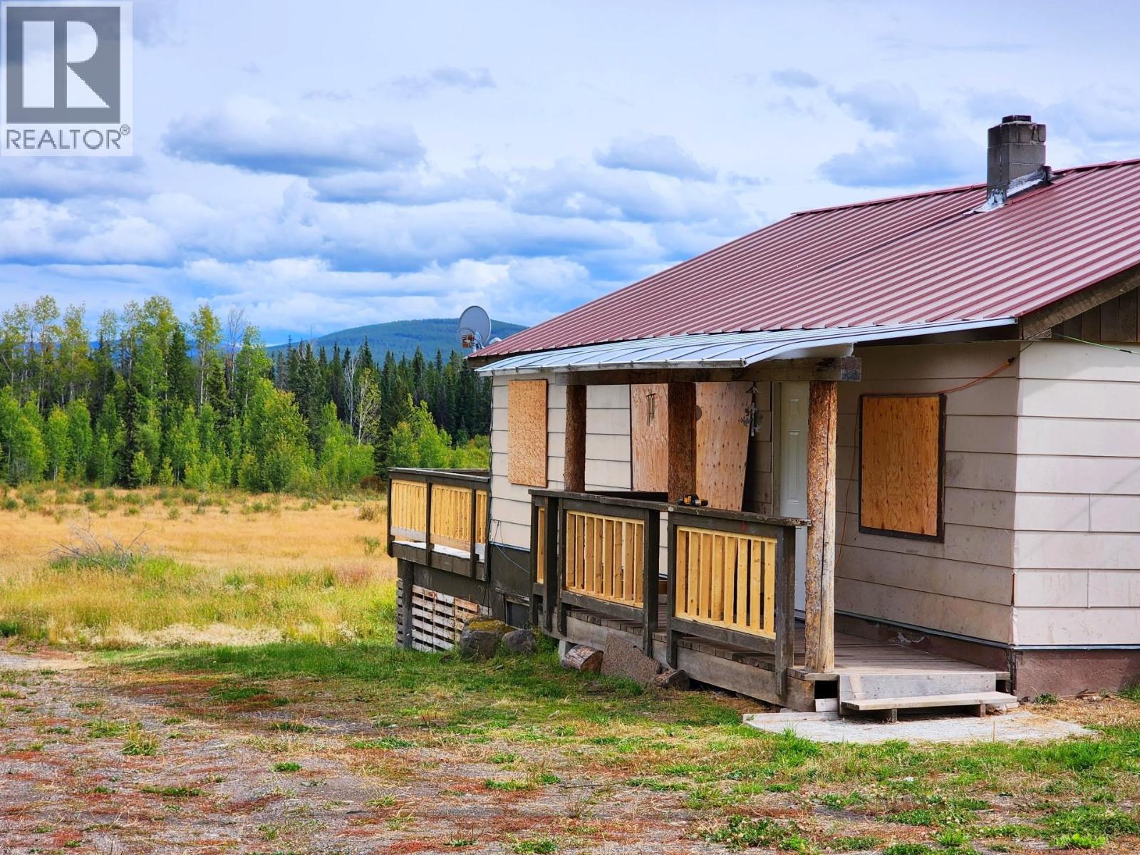 9247 Nazko Road, Bouchie Lake, BC - Outdoor
