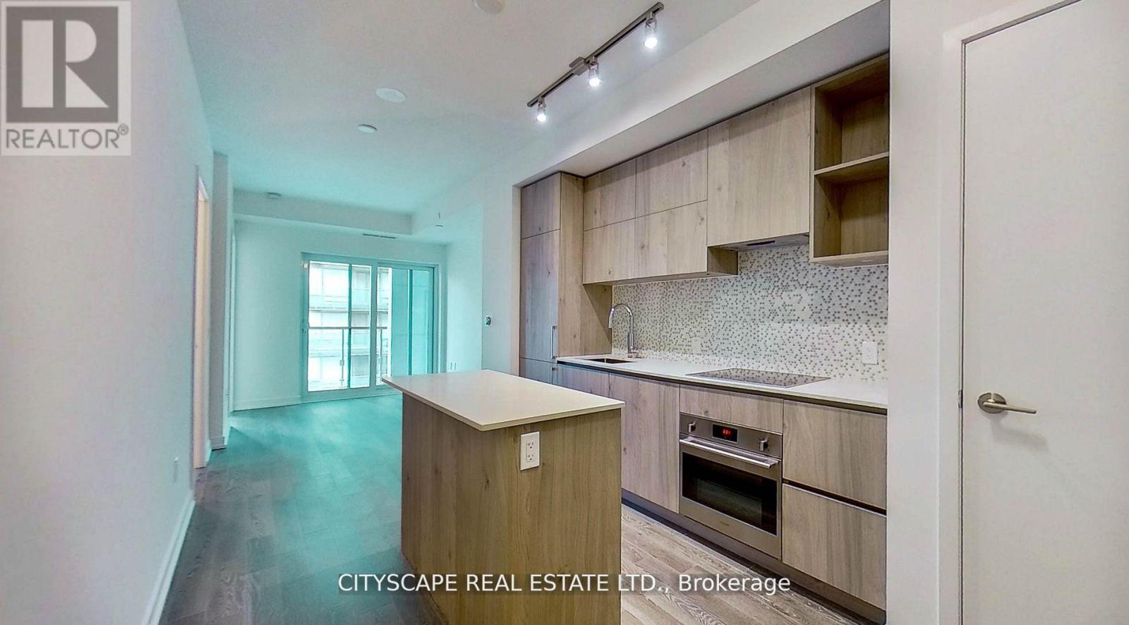 1706 - 1 Yorkville Avenue, Toronto, ON - Indoor