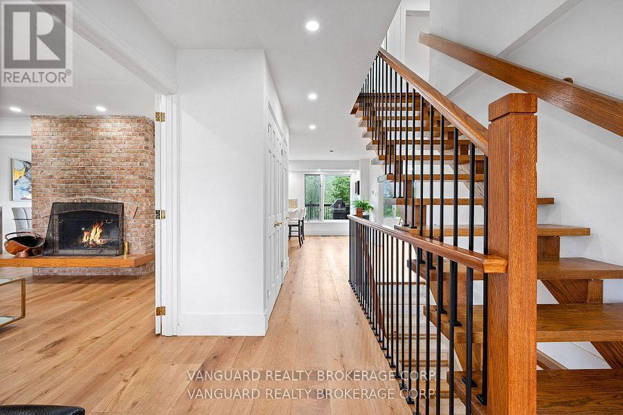 80 Kleins Crescent, Vaughan, ON - Indoor Photo Showing Other Room