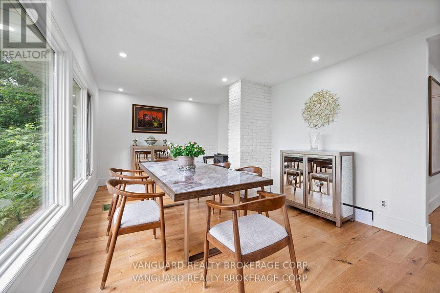 80 Kleins Crescent, Vaughan, ON - Indoor Photo Showing Dining Room