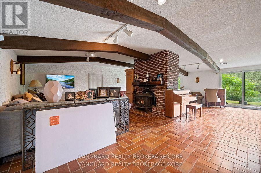 80 Kleins Crescent, Vaughan, ON -