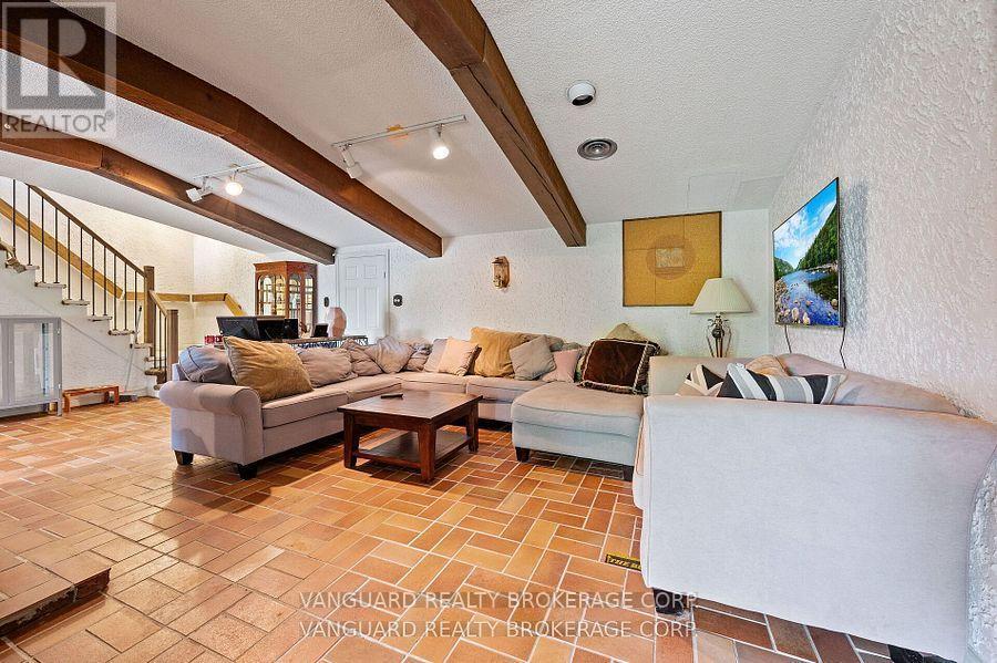 80 Kleins Crescent, Vaughan, ON - Indoor