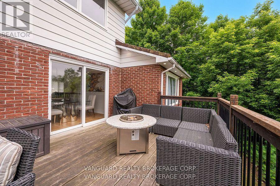 80 Kleins Crescent, Vaughan, ON - Outdoor With Deck Patio Veranda With Exterior