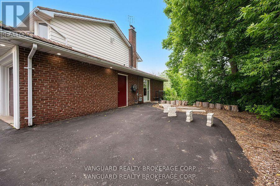 80 Kleins Crescent, Vaughan, ON - Outdoor