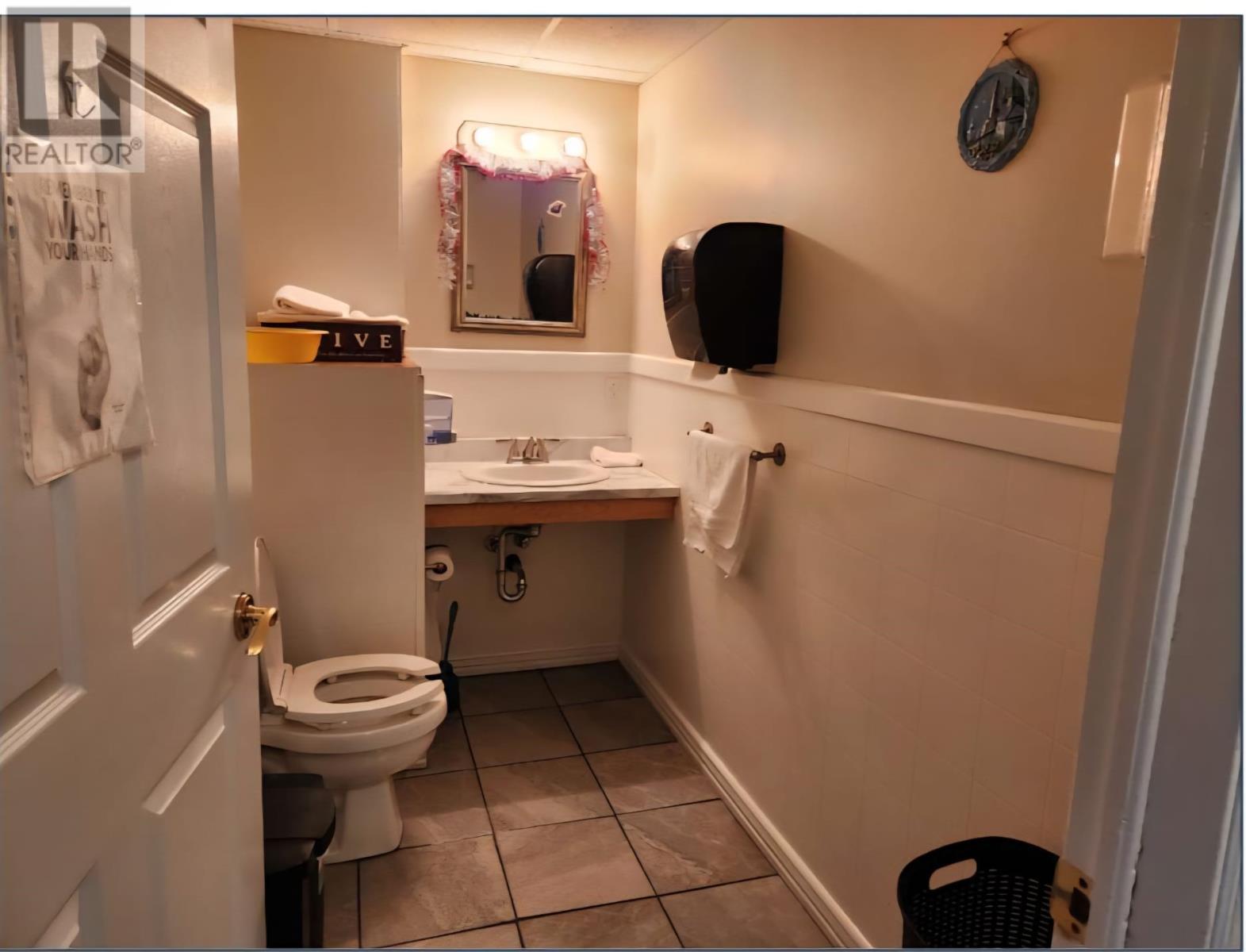 636-640 Conception Bay Highway, Holyrood, NL