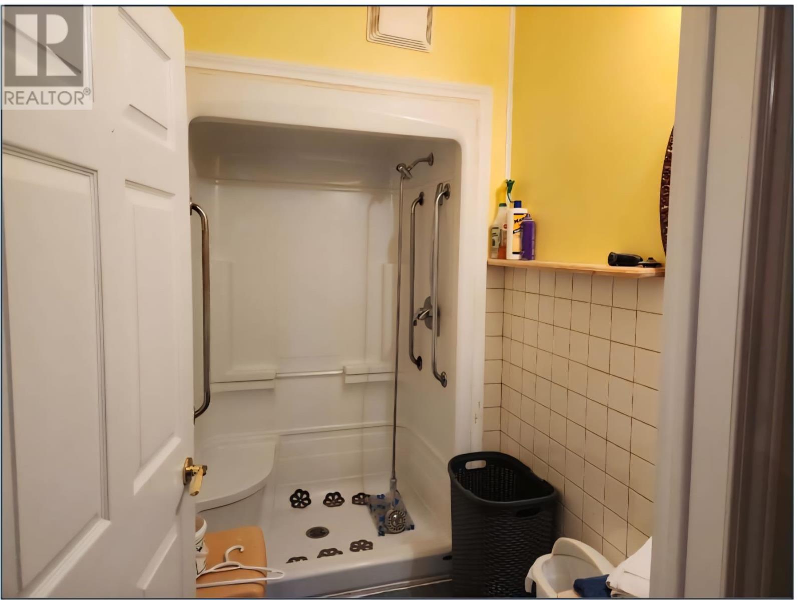 636-640 Conception Bay Highway, Holyrood, NL