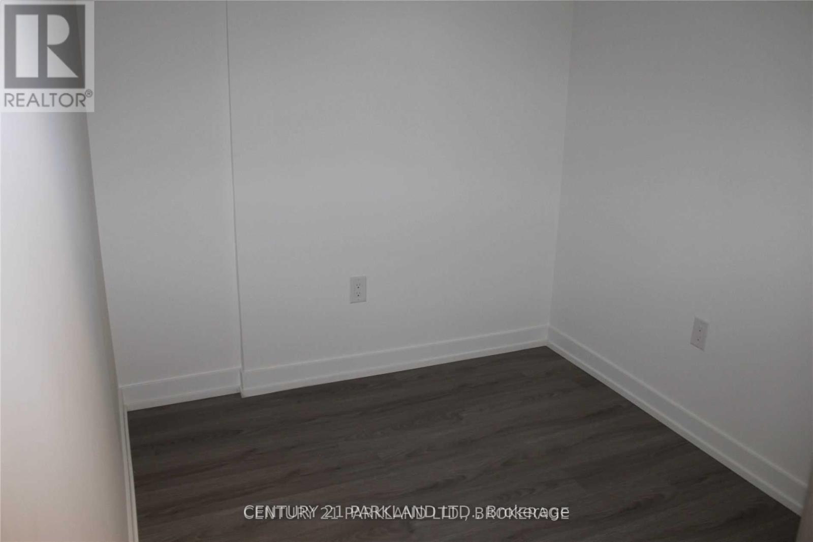 802 - 10 De Boers Drive, Toronto, ON - Indoor Photo Showing Other Room
