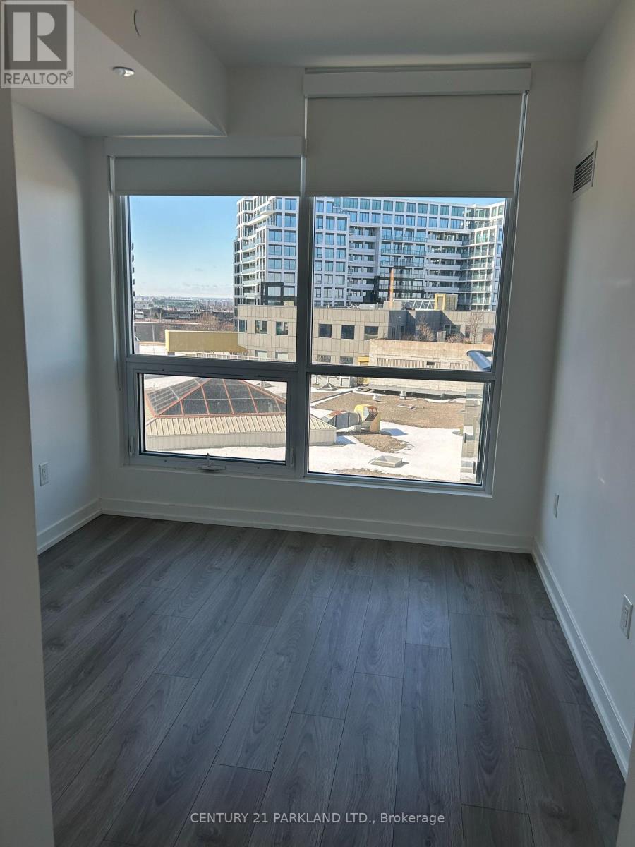 802 - 10 De Boers Drive, Toronto, ON - Indoor Photo Showing Other Room