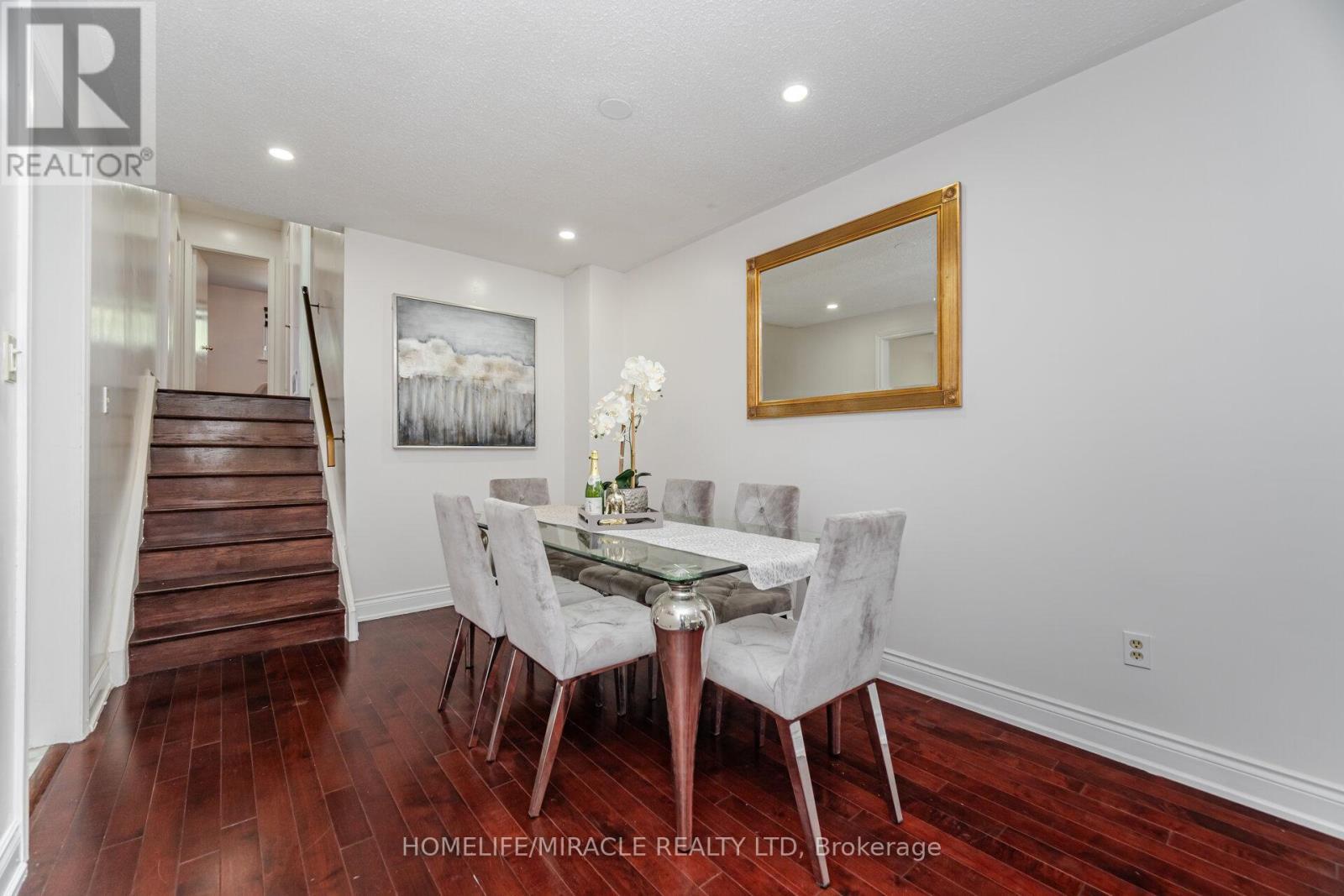 764 Eaglemount Crescent, Mississauga, ON - Indoor Photo Showing Dining Room