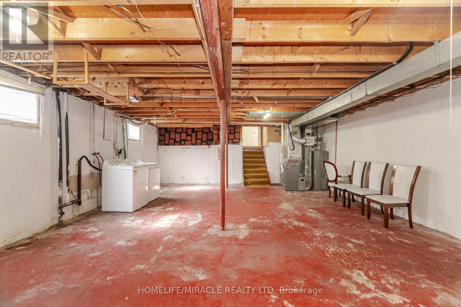 764 Eaglemount Crescent, Mississauga, ON - Indoor Photo Showing Basement