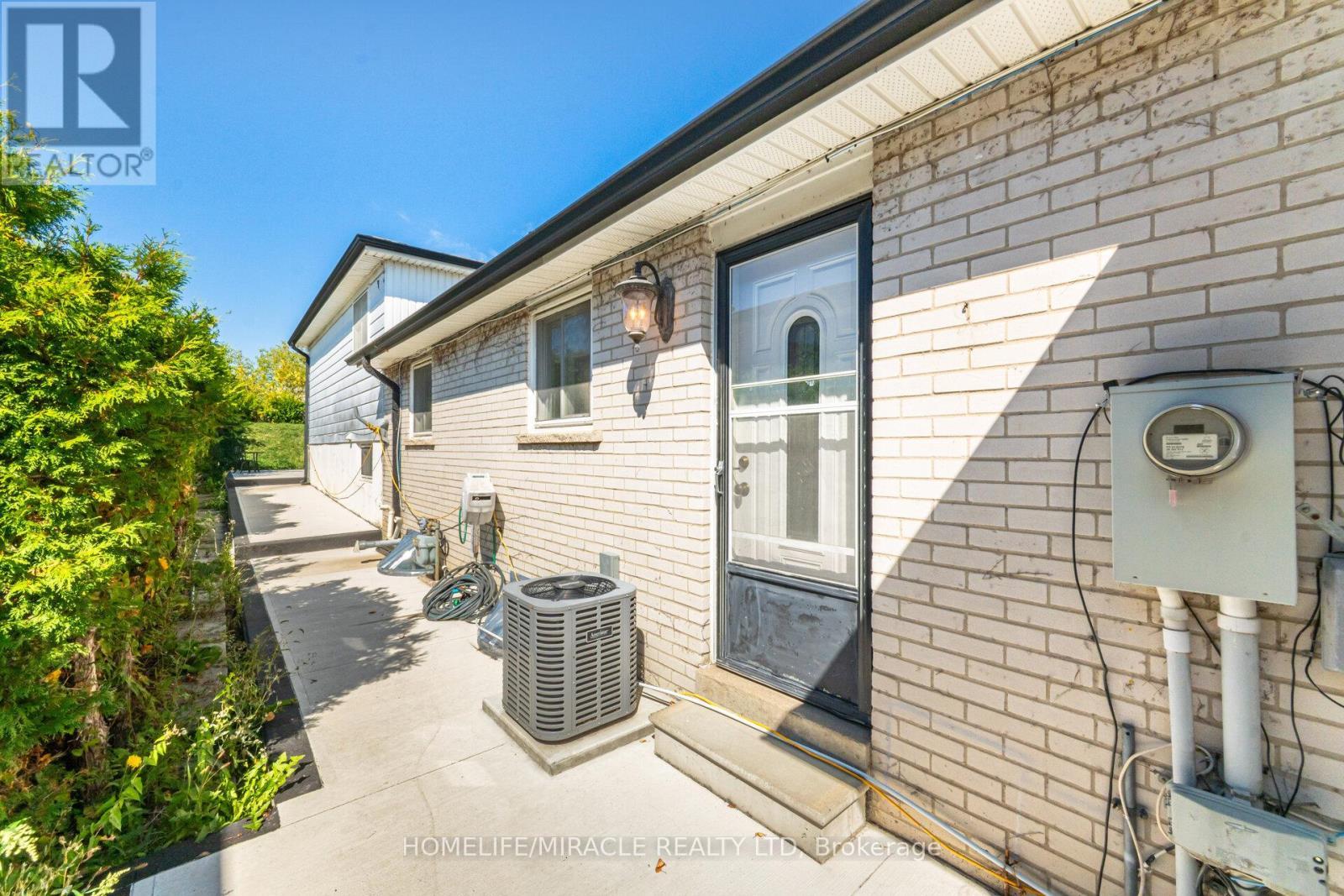 764 Eaglemount Crescent, Mississauga, ON - Outdoor With Exterior