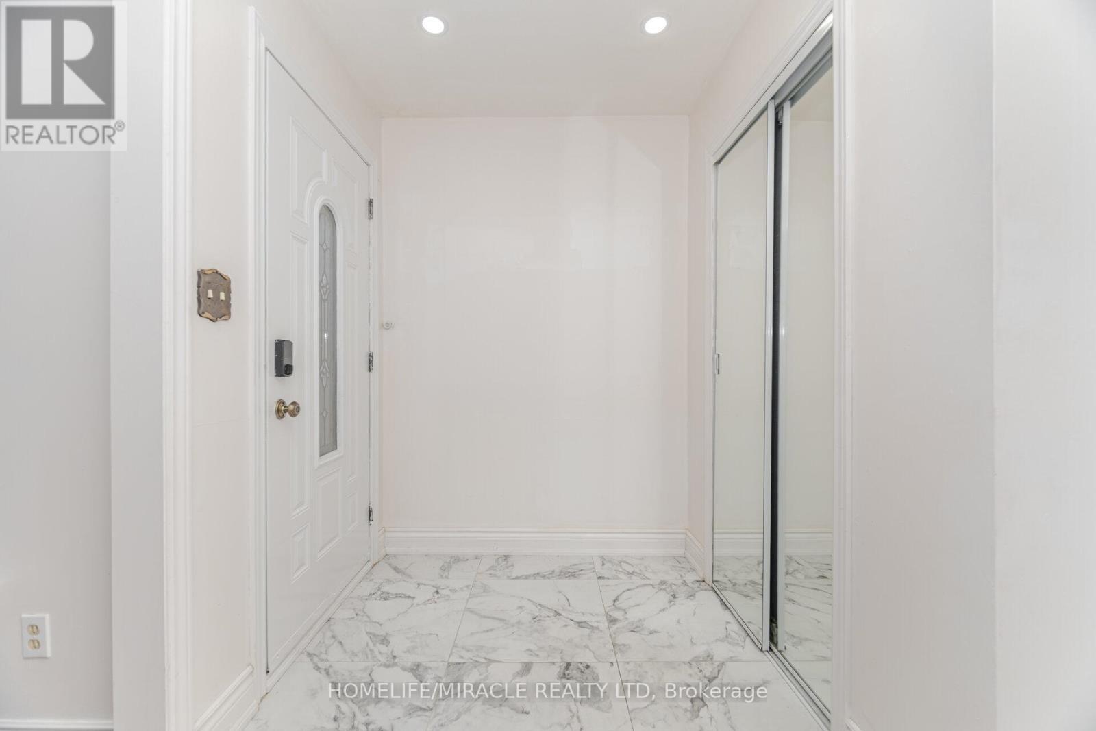 764 Eaglemount Crescent, Mississauga, ON - Indoor Photo Showing Other Room