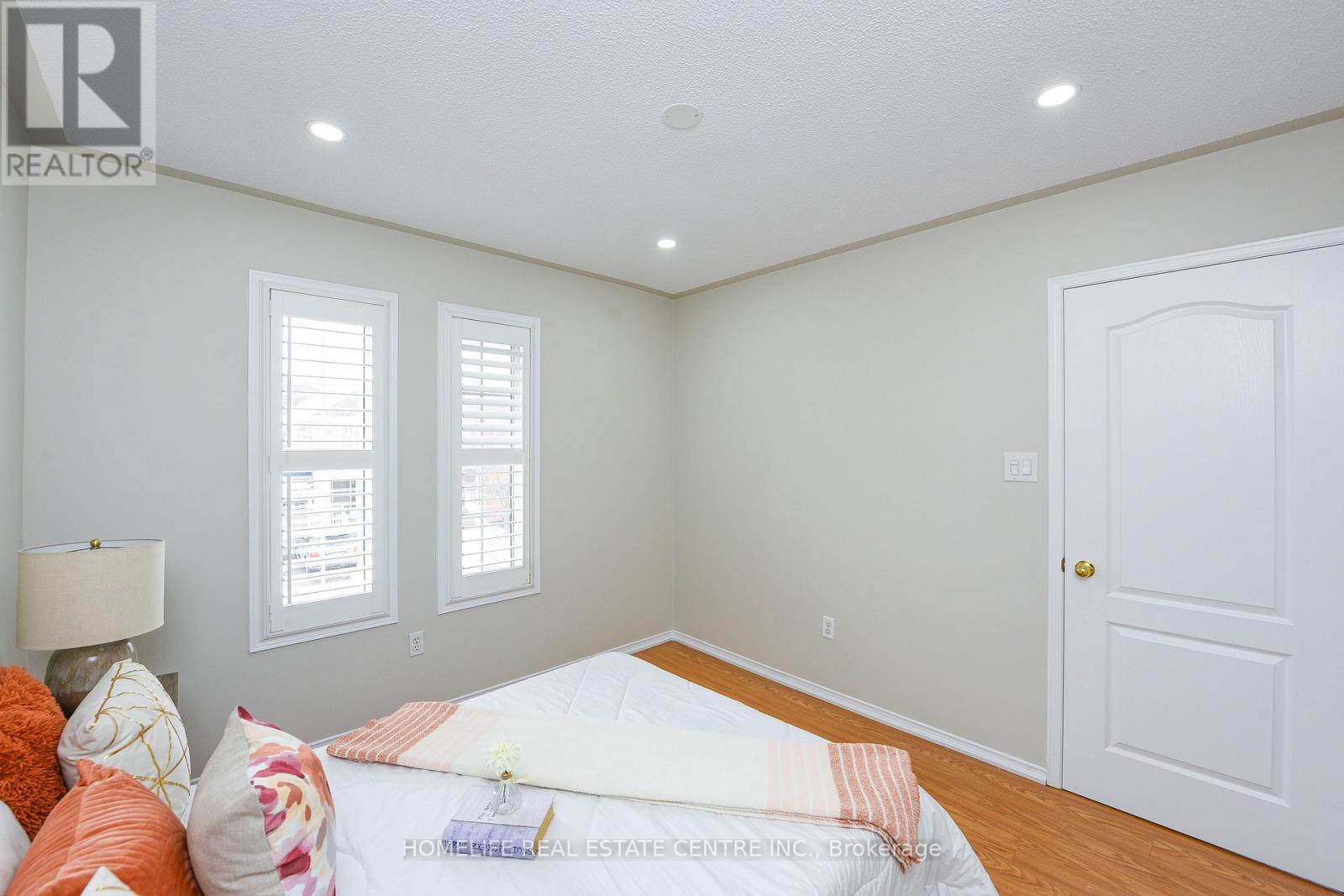 60 Ferncastle Crescent, Brampton, ON - Indoor Photo Showing Bedroom