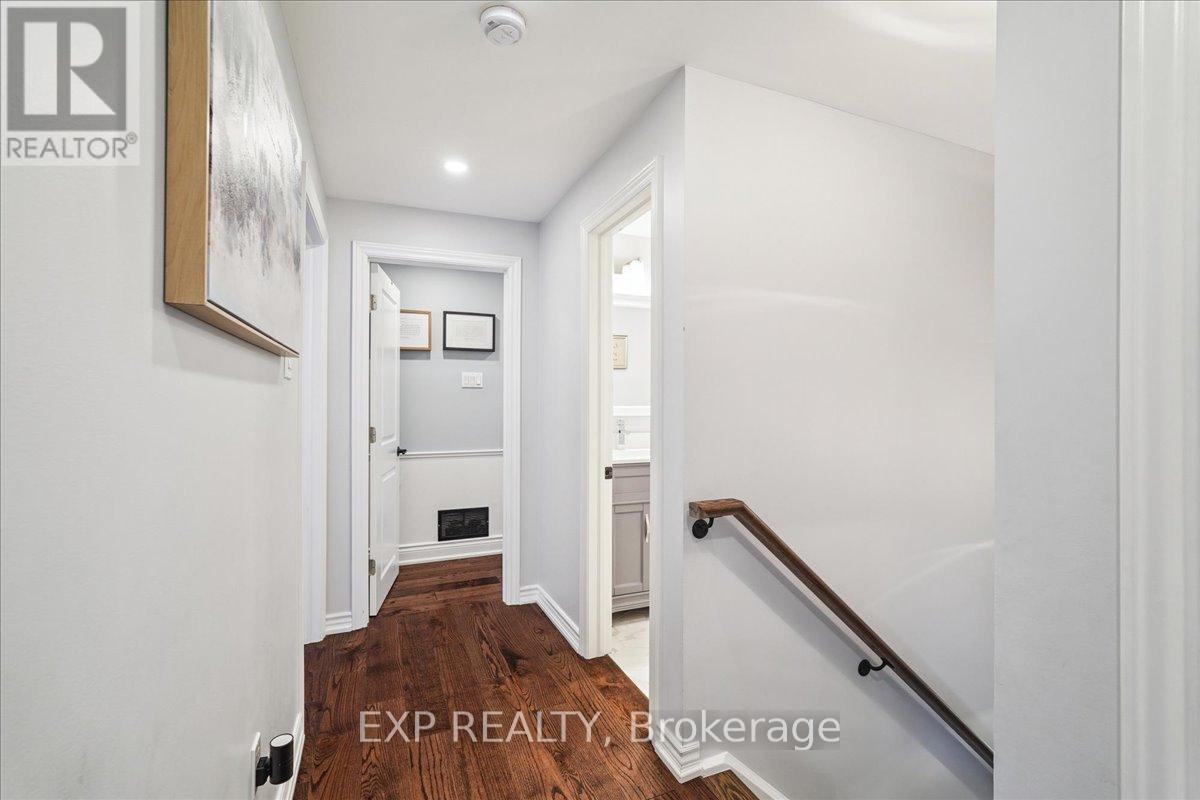 1923 Steepbank Crescent, Mississauga, ON - Indoor Photo Showing Other Room