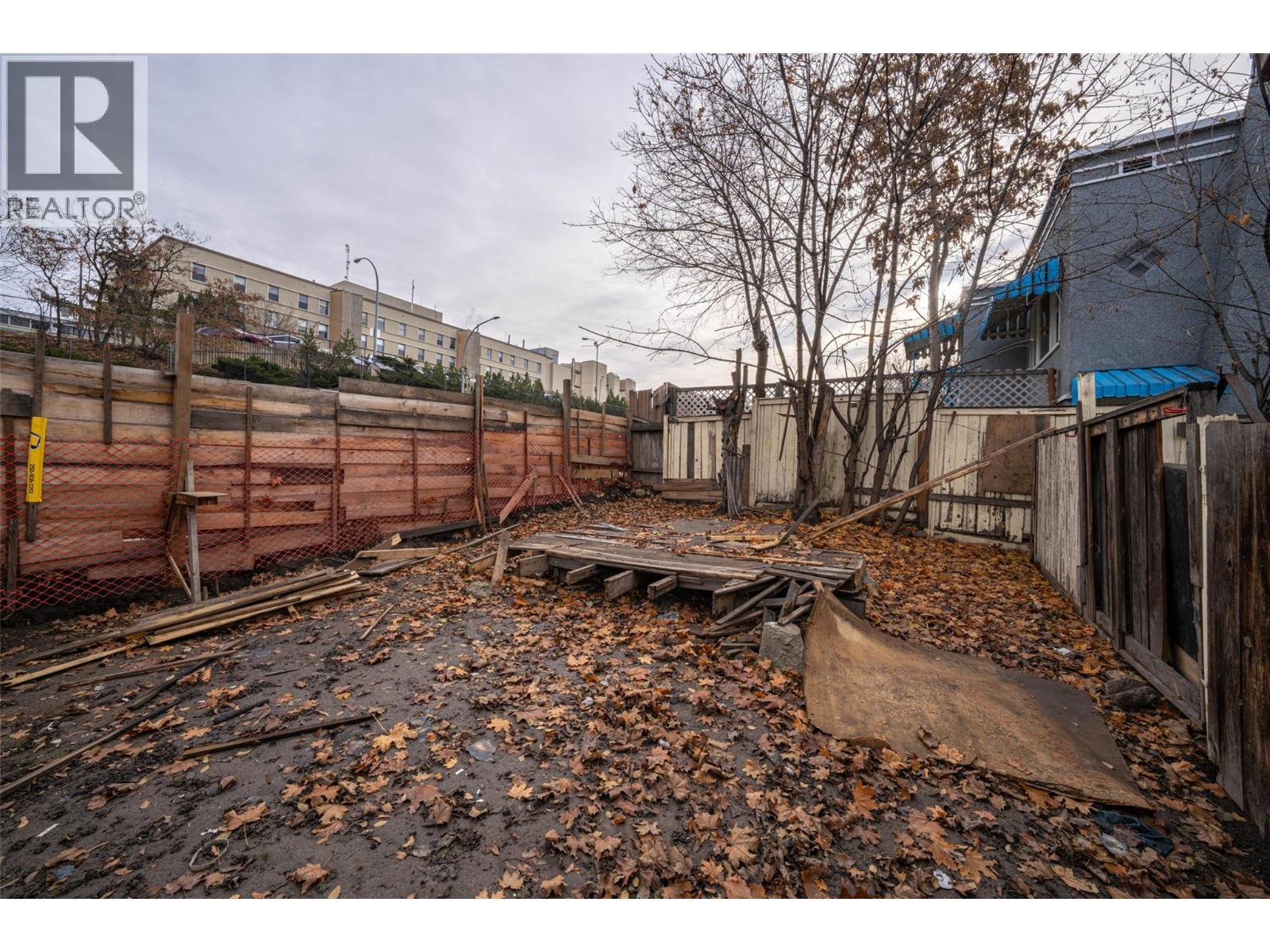 2214 32 Street, Vernon, BC - Outdoor